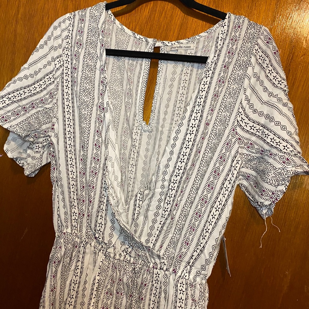 Women’s high low back skirt/romper, size XL, NWT